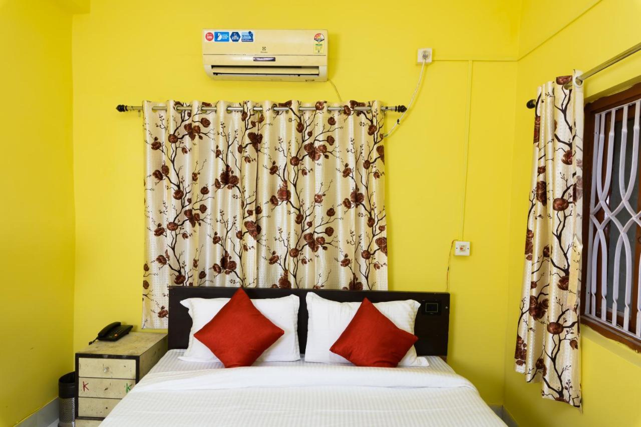 Sterling Baishakhi Hotel Kolkata Exterior photo
