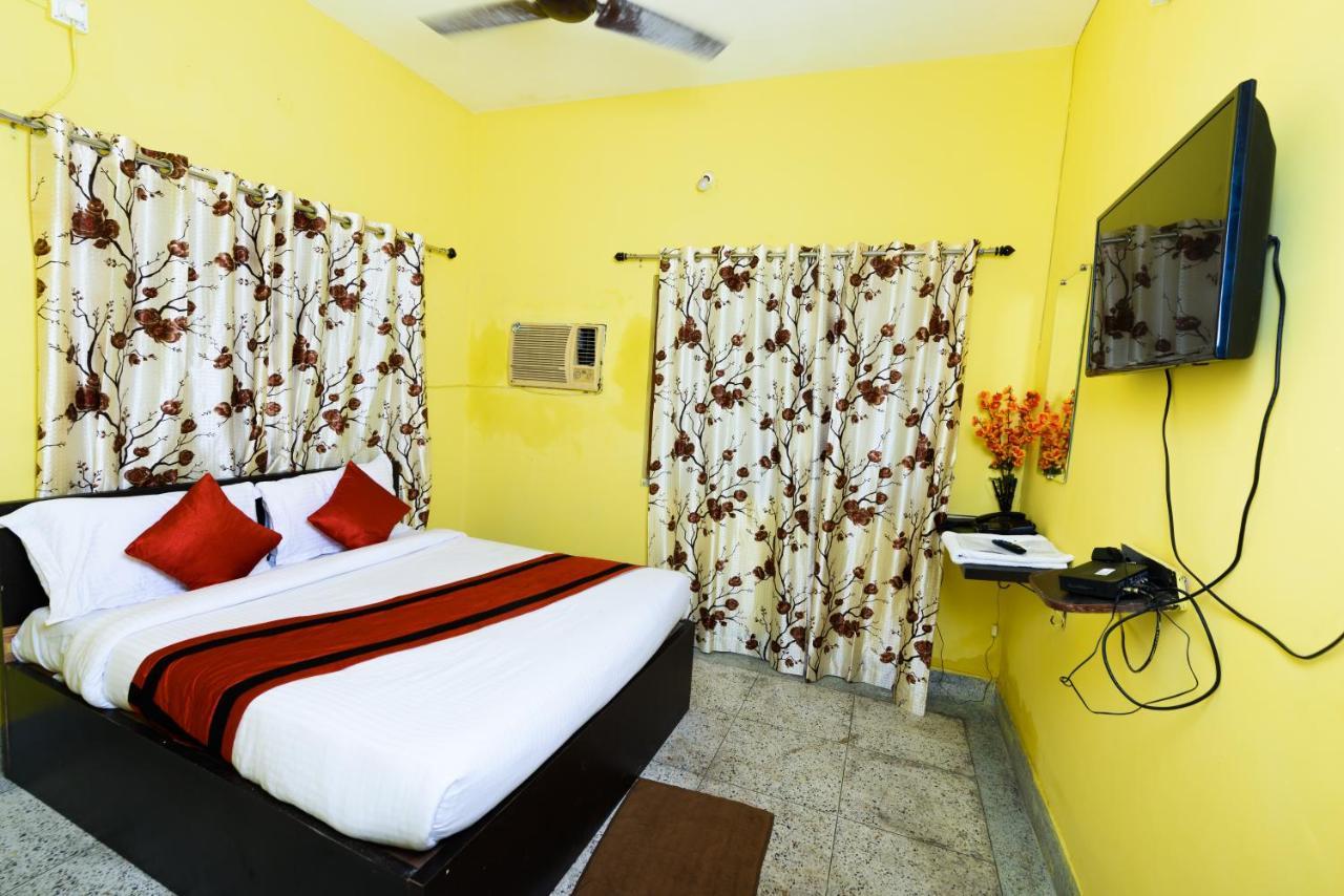 Sterling Baishakhi Hotel Kolkata Exterior photo