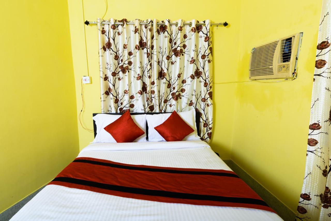 Sterling Baishakhi Hotel Kolkata Exterior photo